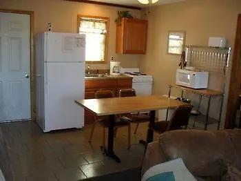 Whispering Woods Resort